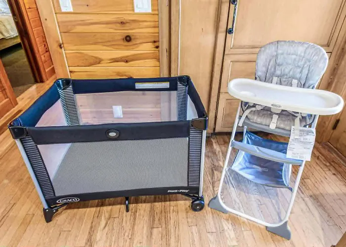 Ardmore Executive King Bed &hot Tub Winston-Salem